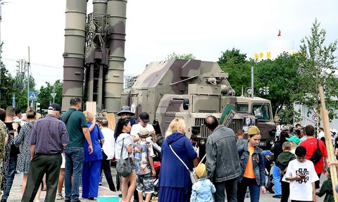 Kırgızistan'da 9 Mayıs Zaferi'nin 80. Yılında Ölümsüz Alay Yürüyüşü