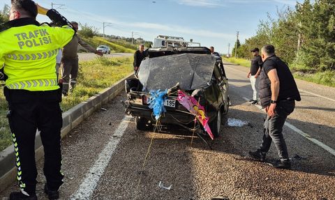 Kırıkkale'de Trafik Kazası: 1 Ölü, 2 Yaralı