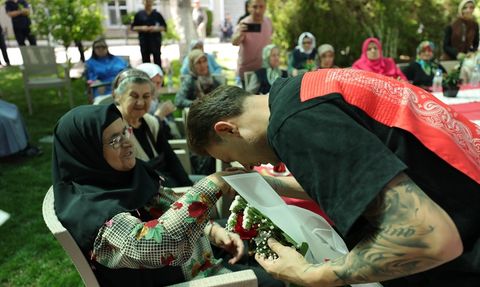 Konyaspor'dan Anneler Günü'ne Özel Ziyaretler