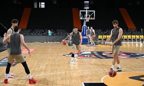 Mersin Spor Bahçeşehir Koleji Maçına Hazırlanıyor