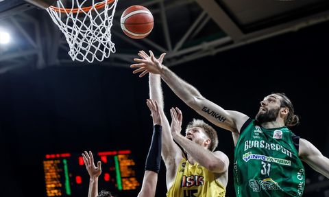 Mersin Spor, Bursaspor Yörsan'ı Yenerek Öne Geçti