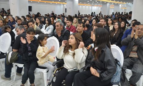 Milli Eğitim Bakan Yardımcısı Yılmaz, Hakkari'de Özel Gereksinimli Öğrencilerle Buluştu