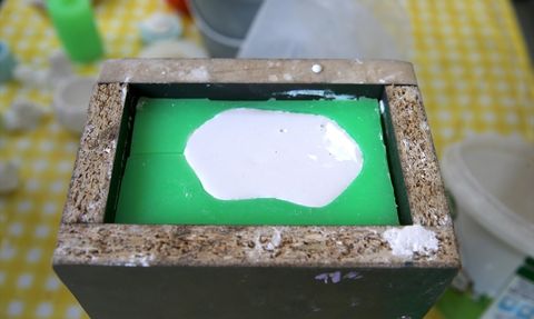 Muş Alparslan Üniversitesi'nde Öğrenciler Sultan Alparslan Temalı Hediyelik Ürünler Üretiyor