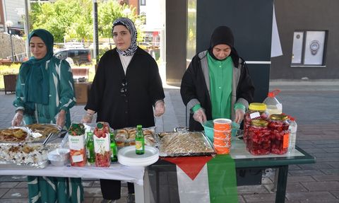 Muş'ta Gazze İçin Yardım Kermesi Düzenlendi