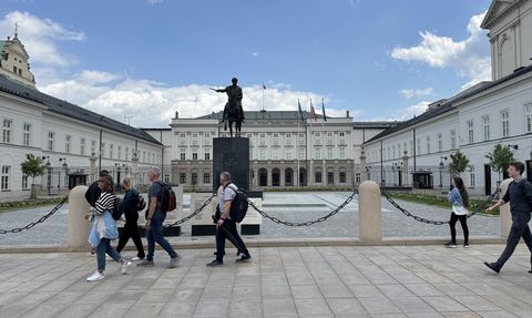 Polonya Cumhurbaşkanlığı Seçiminin İkinci Turu: Gözler Sandıklarda