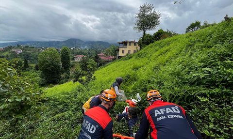Rize'de Çay Bahçesinde Düşme Kazası