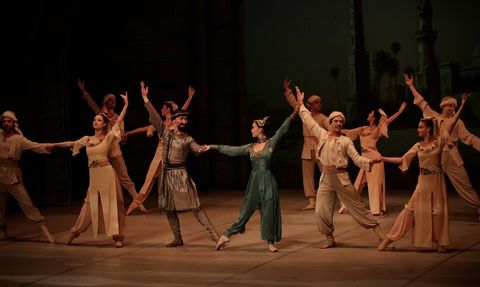 Samsun Devlet Opera ve Balesi 'Piri Reis' Balesini Sanatseverlerle Buluşturdu