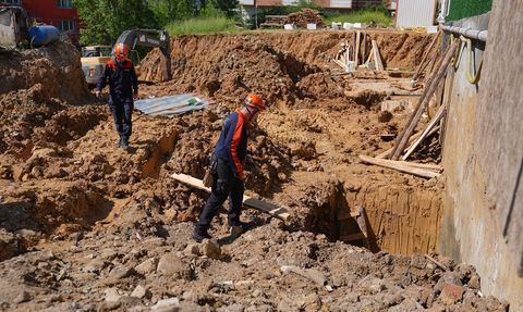 Sancaktepe'de İnşaat Göçüğü: İki İşçi Kurtarıldı