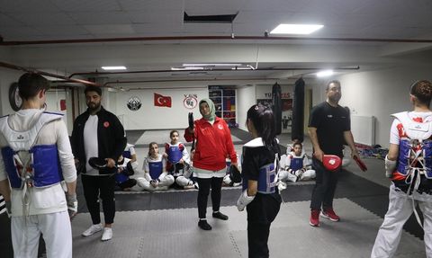Sayan Ailesi: Tekvandoda Geleceğin Şampiyonlarını Yetiştiriyor