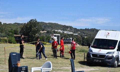 Adana'da Seyhan Baraj Gölü'nde Kaybolan Genç için Arama Çalışmaları Devam Ediyor