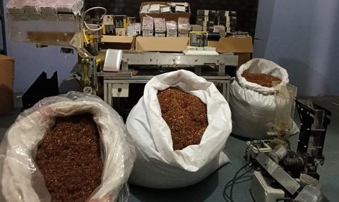 Sivas'ta 126 Bin 800 Makaron Ele Geçirildi