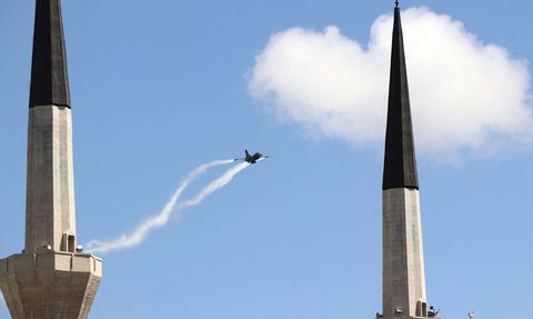 SOLOTÜRK'ten Fırat Üniversitesi için Özel Gösteri Uçuşu