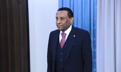 Sudan'da Sivil Başbakan Dönemi Başladı