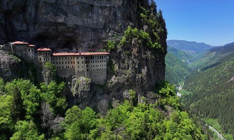Sümela Manastırı Ziyaretçi Sayısında Artış Bekleniyor