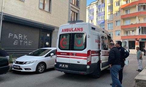 Tekirdağ'da Balkon Kazası: 2 Yaşındaki Çocuk Yaralandı