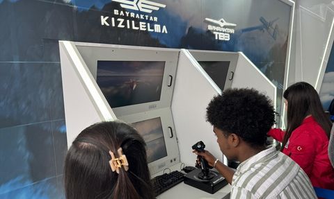 TEKNOFEST KKTC'de Baykar İHA Simülasyonları Deneyimleniyor