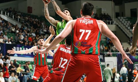 TOFAŞ, Karşıyaka'yı Mağlup Ederek Önemli Bir Galibiyet Aldı