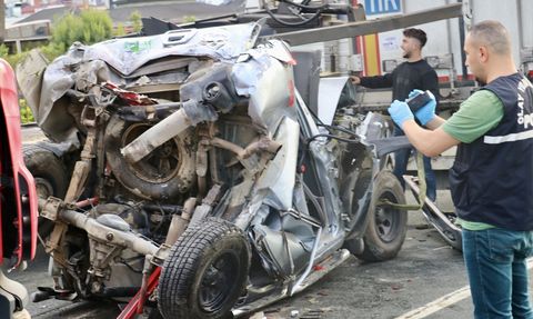 Trabzon'da Zincirleme Trafik Kazası: 3 Yaralı