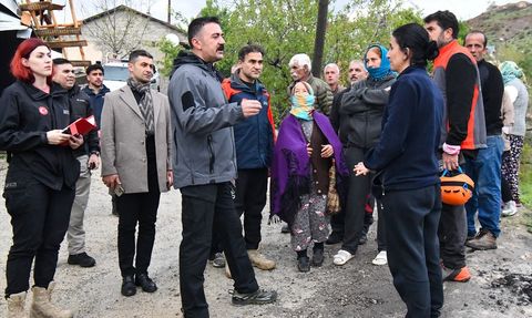 Tunceli'de Şiddetli Rüzgar Zarara Yol Açtı