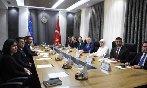 Türkiye-Özbekistan Ortak Çalışma Komisyonu İlk Toplantısı Taşkent'te Gerçekleşti