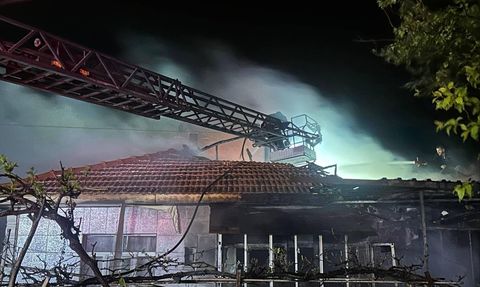 Uşak'ta Tek Katlı Evde Yangın Çıktı