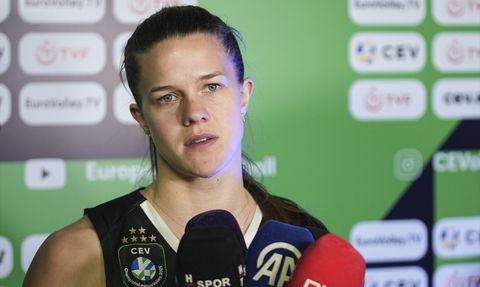 VakıfBank Kadın Voleybol Takımı, Savino Del Bene'ye Yenildi