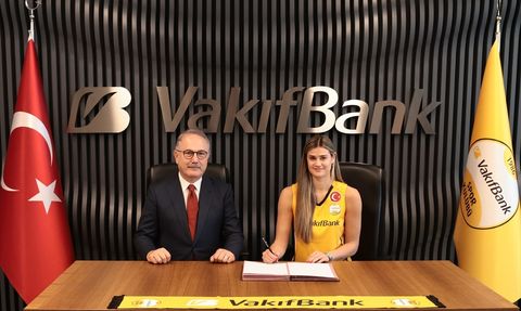 VakıfBank, Sırp Voleybolcu Katarina Dangubic'i Transfere Etti