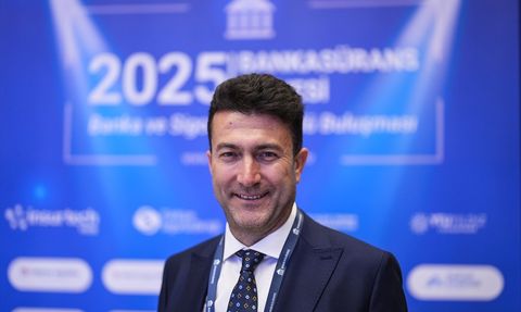 Yapay Zeka ve Dijitalleşme Bankasürans Zirvesi'nde Masaya Yatırıldı