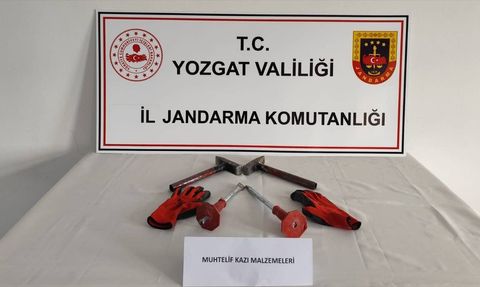 Yozgat'ta İzinsiz Kazı Yapan 5 Kişi Suçüstü Yakalandı