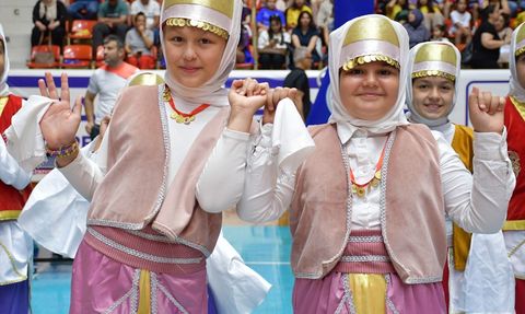 Adana'da GSB Spor Okulları ve Engelsiz Spor Okulları Açıldı