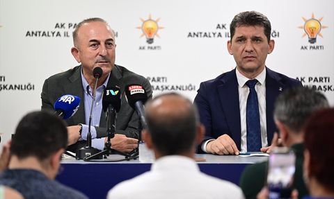 AK Parti Antalya İl Teşkilatı'nda Bayramlaşma Töreni
