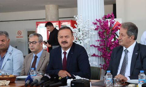 Anahtar Parti Genel Başkanı Yavuz Ağıralioğlu Erzincan'da