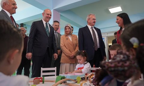 Ankara'da Filistinli Çocuklar İçin Barış Kütüphanesi Açıldı