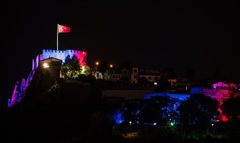 Ankara Kalesi ve Atakule Jandarma'nın 186. Yılına Özel Işıklandırıldı