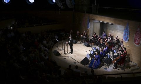 Ankara Türk Dünyası Müzik Topluluğu Sezonu Özel Seçki ile Kapattı