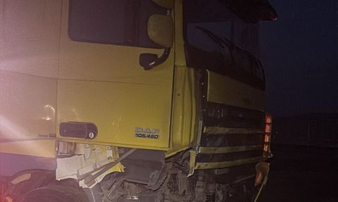 Ardahan'da Tır ile SUV Araç Çarpıştı: 2 Ölü, 2 Yaralı