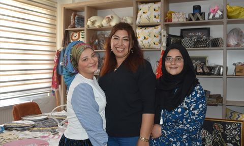 Atık Malzemelerle Ekonomik Bağımsızlık: Afyonkarahisar Kadın Kültür Evi