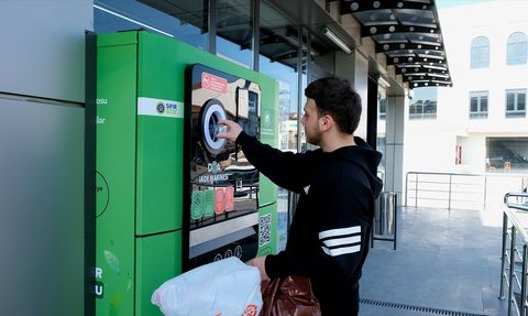 Bakan Kurum'un Paylaştığı Animasyon ile Geri Dönüşüm Bilinci