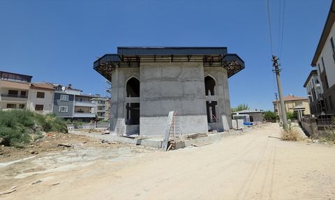 Bursa'da İnşaatta Düşen İşçi Hastaneye Kaldırıldı