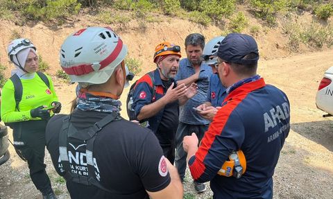 Bursa'da Kaybolan Çocuğun Arama Çalışmaları Devam Ediyor