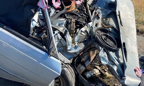 Çanakkale'de Trafik Kazası: Anne ve Oğlu Hayatını Kaybetti