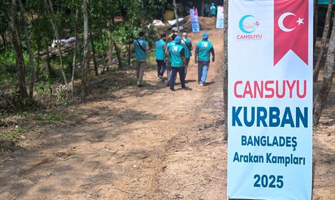 Cansuyu Derneği Arakan Mültecilerine Destek Oluyor