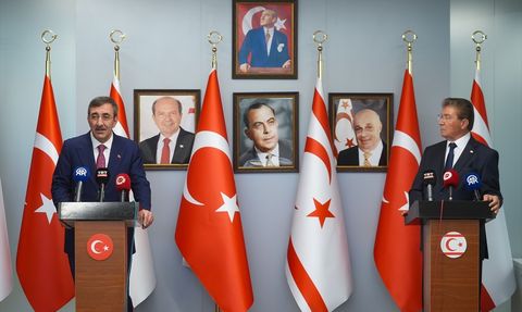 Cumhurbaşkanı Yardımcısı Yılmaz Ercan Havalimanı'nda Açıklamalar Yaptı