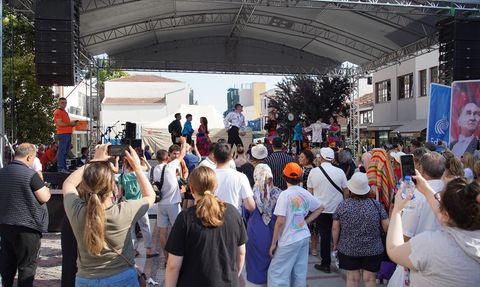Edirne'de 5. Balkan Folklor Festivali Coşkuyla Başladı
