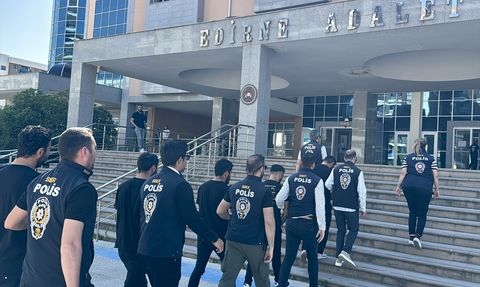 Edirne'de İş Bulma Vaadiyle Dolandırıcılık Operasyonu