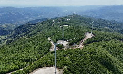 Eksim Enerji Rüzgar Gücüyle 790 Bin Hanenin Elektrik İhtiyacını Karşılıyor