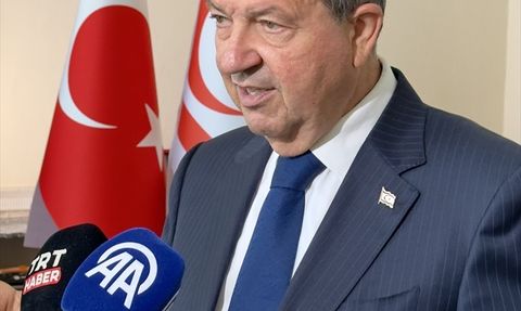 Ersin Tatar'dan KKTC'ye Direkt Uçuş Çağrısı