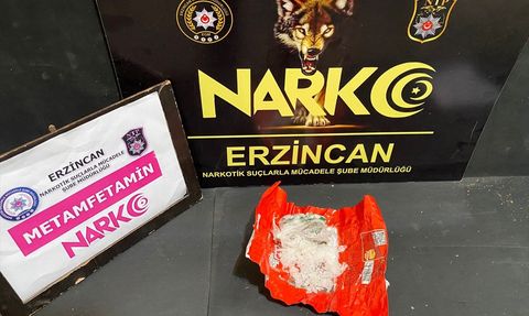 Erzincan'da Uyuşturucu Operasyonu: 2 Şüpheli Yakalandı