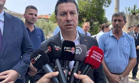 Fethiye'de Depremde Hayatını Kaybeden Genç Toprağa Verildi