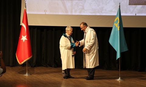 Fırat Üniversitesi Kırımoğlu'na Fahri Doktora Takdim Etti